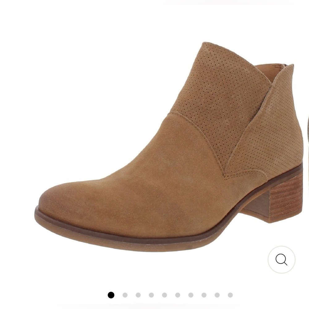 KORKS Maldon Faux Suede Ankle‎ Booties Sz 6M